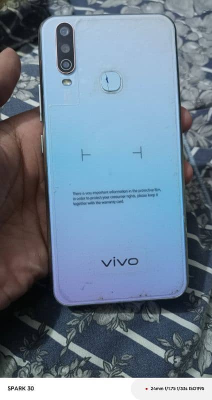 vivo Y17 with box 0