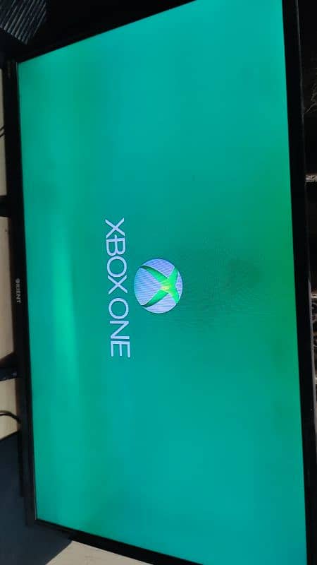 Xbox one (365 GB) 2