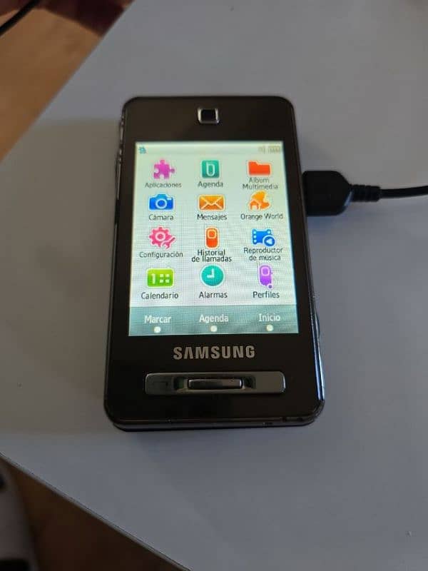 Samsung F480 2008 model 0