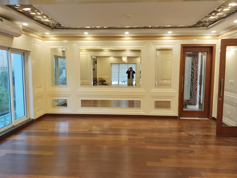 2 Kanal Beautiful Bungalow For Rent near Imtiaz Shopping mall in DHA phase 2, Lahore 18