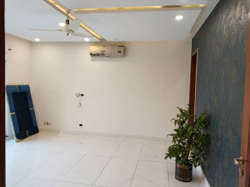 2 Kanal Beautiful Bungalow For Rent near Imtiaz Shopping mall in DHA phase 2, Lahore 43