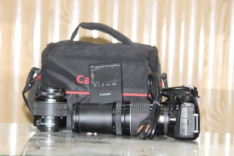 Canon 60d with 18-55mm & 75-300 mm lens full deal in cheap price 2