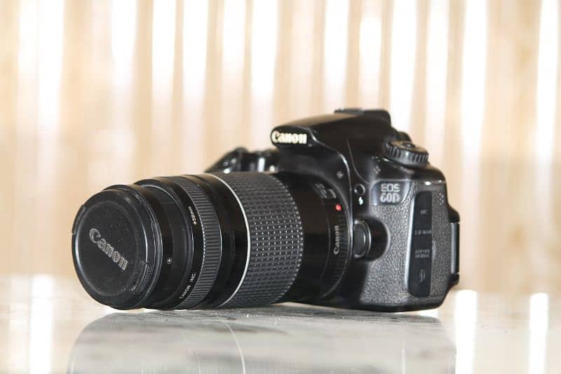 Canon 60d with 18-55mm & 75-300 mm lens full deal in cheap price 8