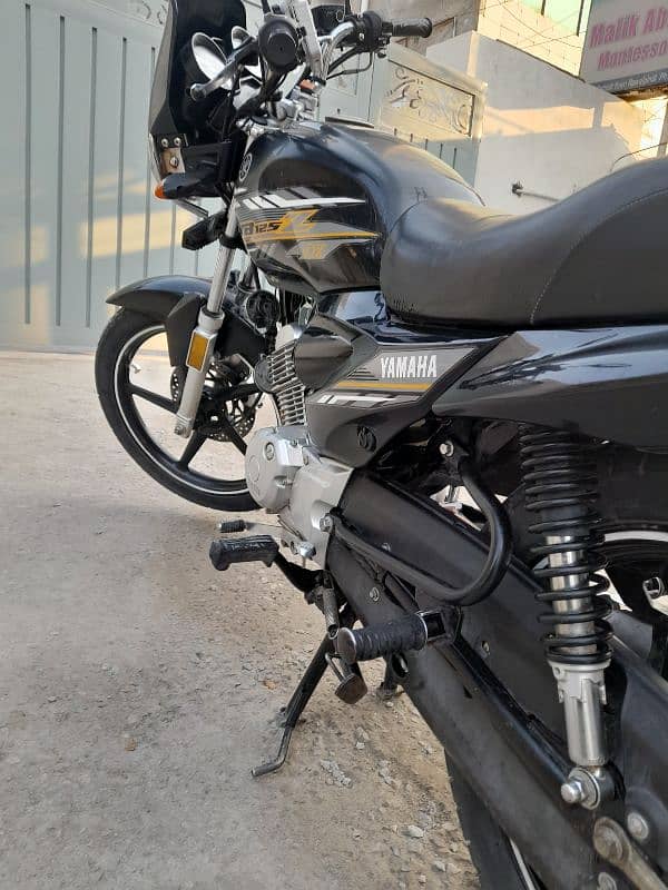 Yamaha YBR DX 2022 Black ISB Registered 3