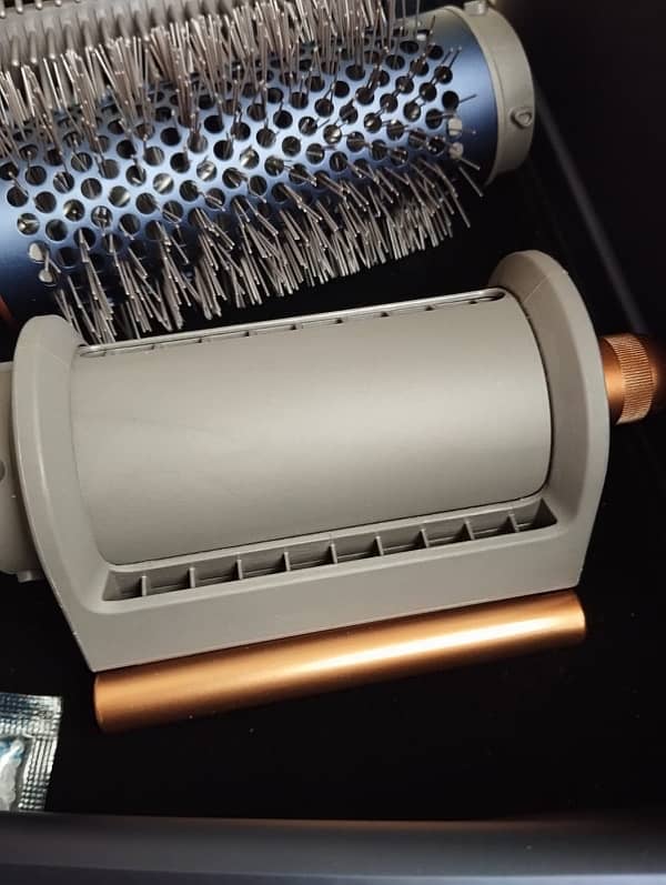 Dyson Airwrap Multistyler Complete Long Barrel Brand New for Sale 10