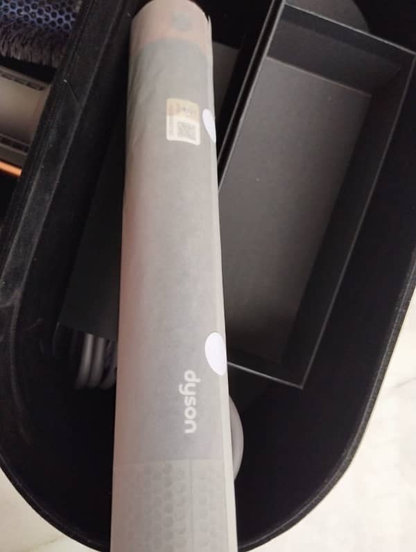 Dyson Airwrap Multistyler Complete Long Barrel Brand New for Sale 13