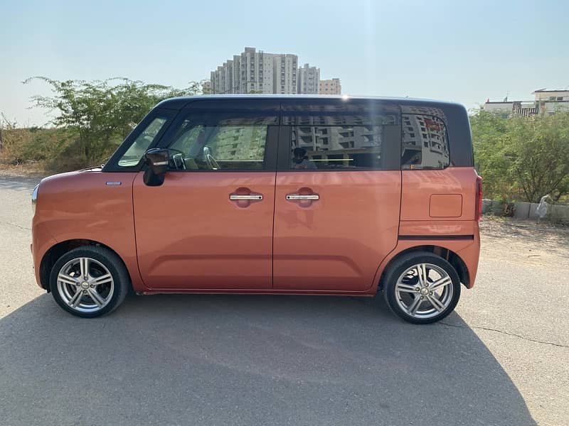 Suzuki WagonR Smile 660 + Hybrid 18