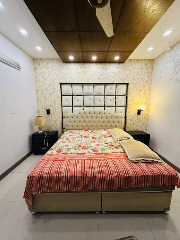 Ten Marla Non-Furnished Brand New Lower Portion Available For Rent In Bahria Town, Lahore. 2