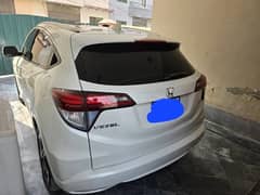 Honda Vezel 2016