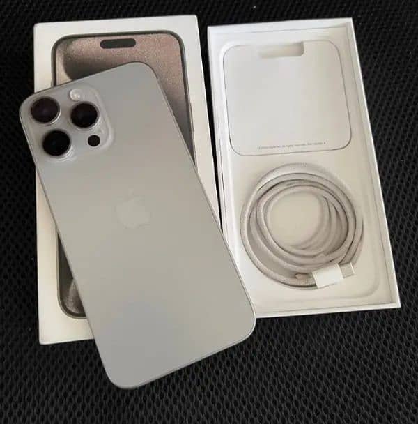 i Phone 8plus, 11,12,13,14,15 pro max on instalment Whatsap 3062623924 11