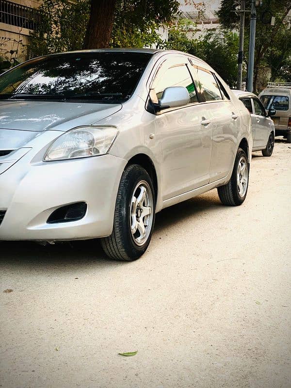 Toyota Belta 2008 1