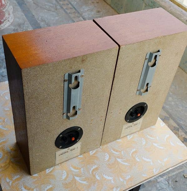 2x Stereo Vintage English Speakers \ MORDAUNT SHORT and SHARP. 5