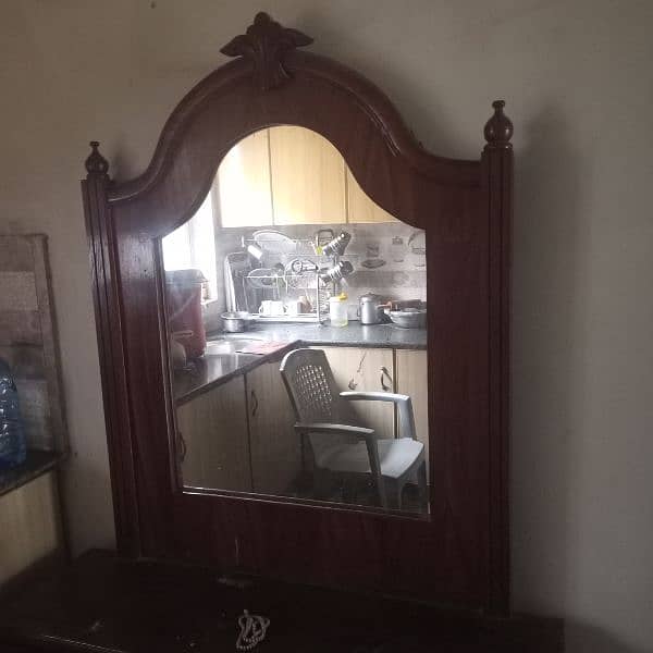 dressing table 1