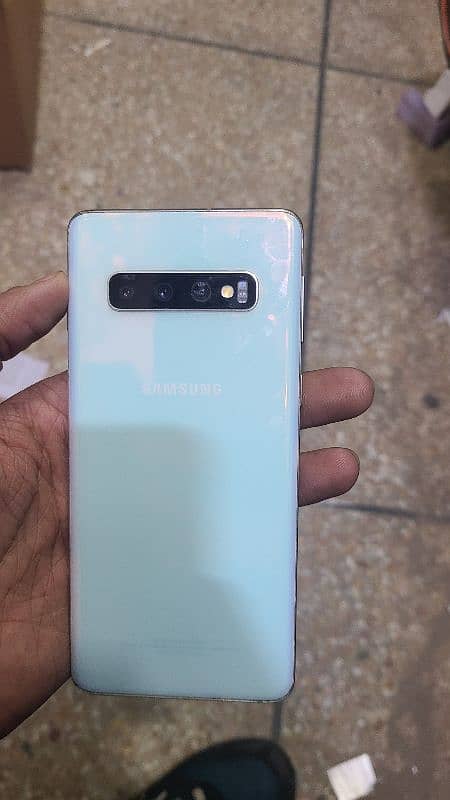 i m slling samsung  galaxy S10 vip aproved 0