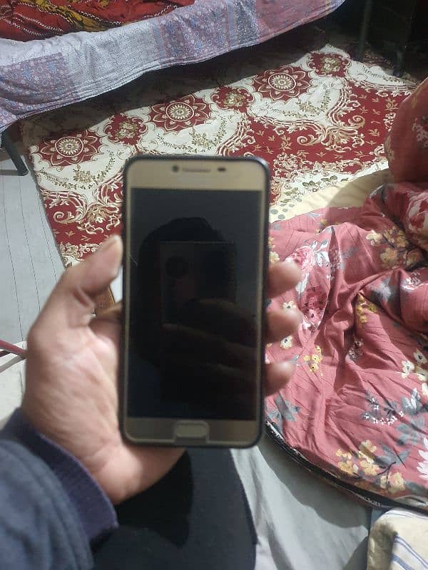 Samsung C5 All okay lush condition 1