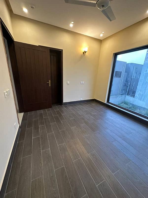 Exceptional Comfort Beautiful 10 Marla House For Rent In DHA Phase 5 18