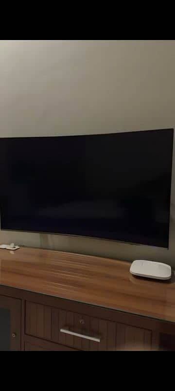 55 inch Samsung smart curved led tv 1