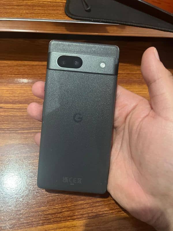 Google Pixel 7A 11