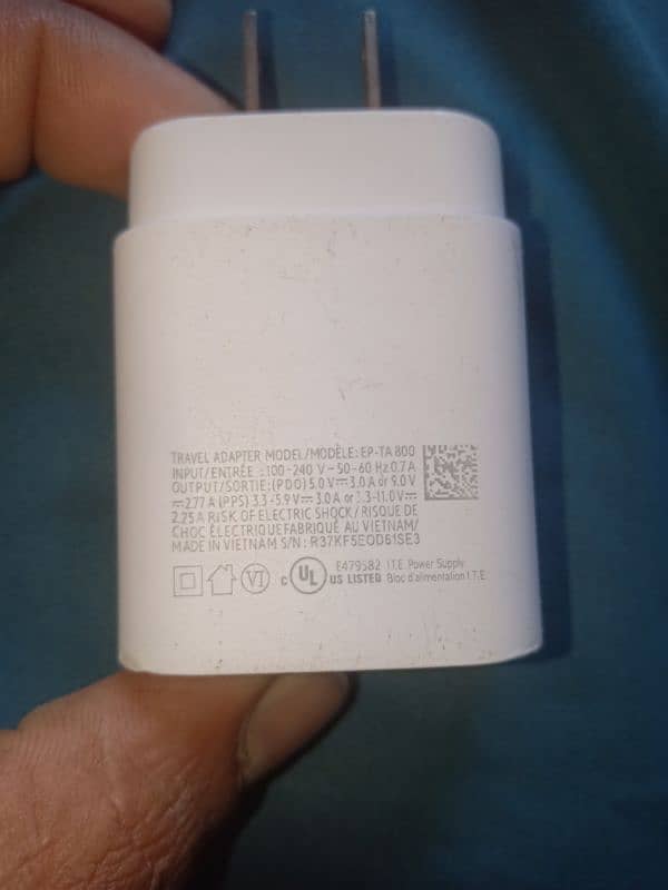 Samsung A72 a71 a52 a51 a32 100% original  box wala super fast charger 8