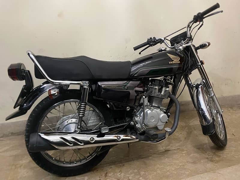 Honda CG125 Special Edition 10/10 Condition 2