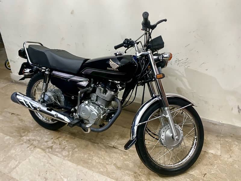 Honda CG125 Special Edition 10/10 Condition 3