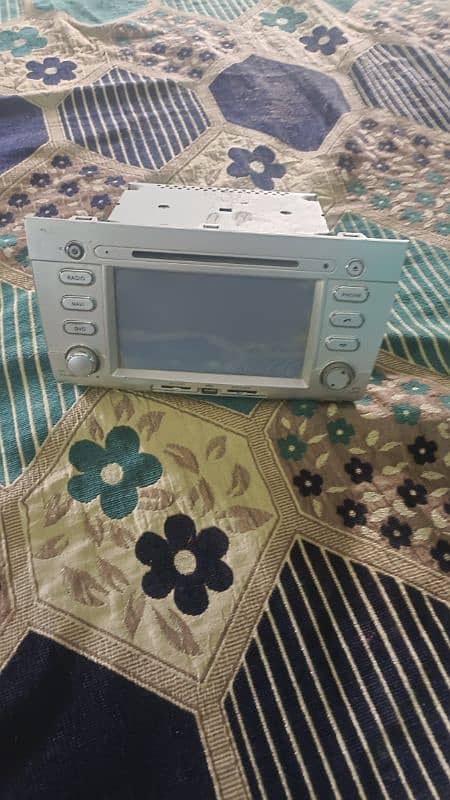 Swift 2011 - Genuine Navigation LCD audio  with Frame original 4