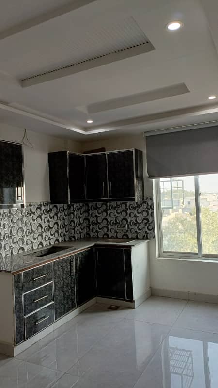 1 Bed Apartment For Rent in Sector D Bahria Town Lahore 3