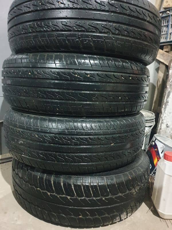 4 tires 195/65 used tire 0