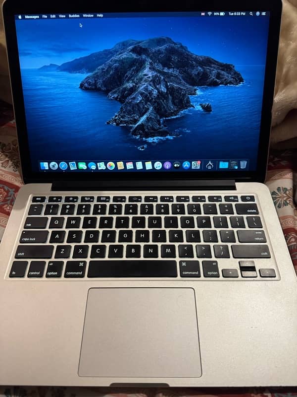 MacBook Pro ( Ratina, 13 inches, Early 2015] 2