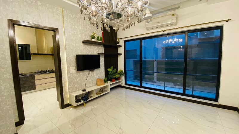 Near To Park 10 Marla Modern Designer Bungalow For Sale 4