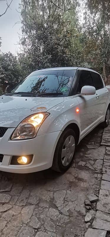 Suzuki Swift 2012 3