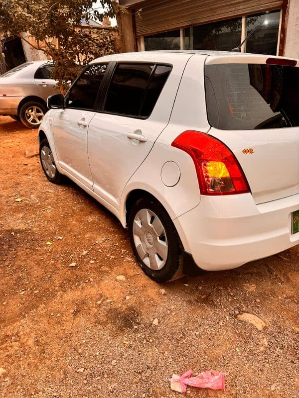 Suzuki Swift 2012 5