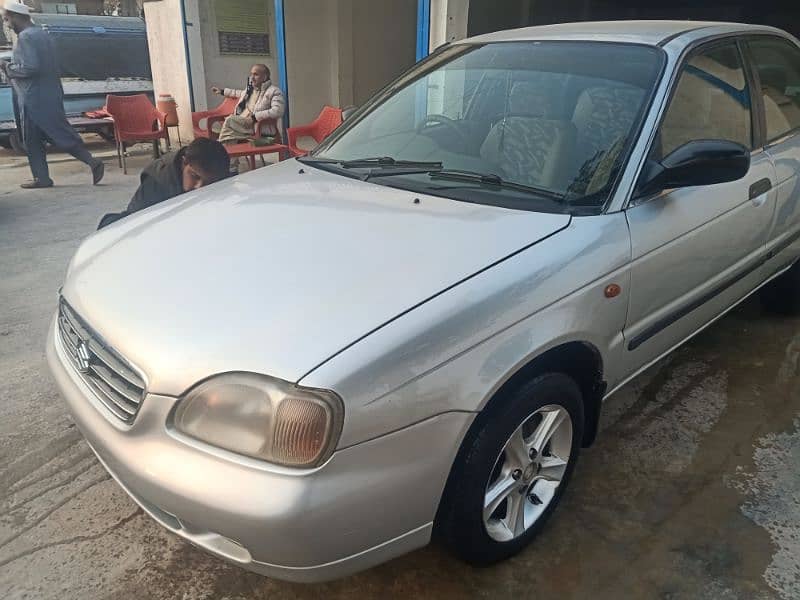 Suzuki Baleno 2004 11