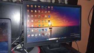 HP LCD 18 Inch