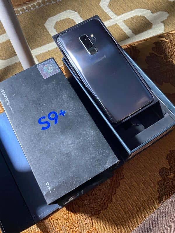 Samsung Galaxy S9+ 128gb PTA Official 10