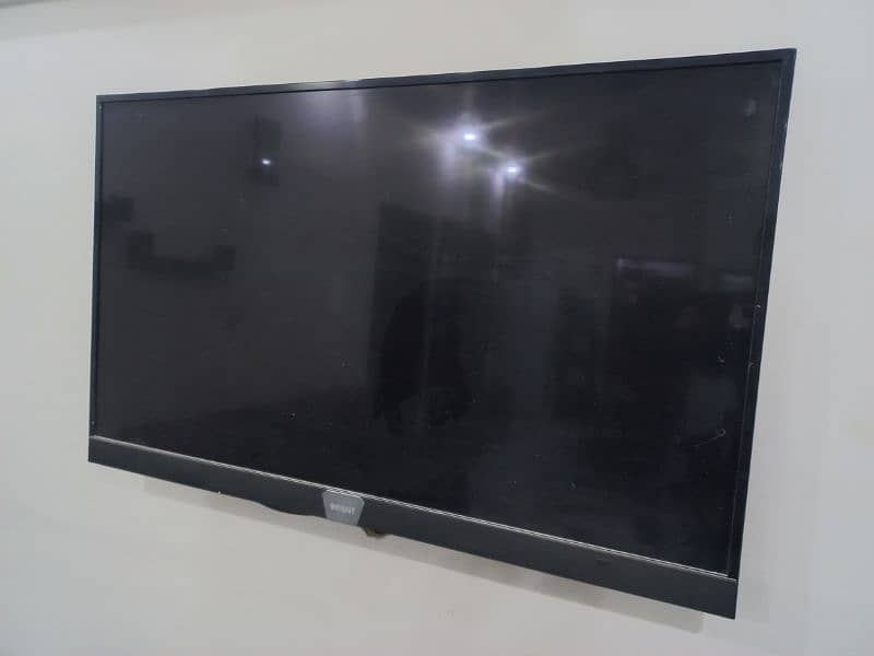 Orient 55"inch led for sale. 1