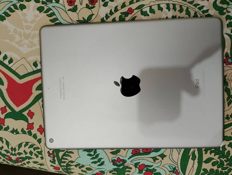 iPad 5th Generation A1822 0