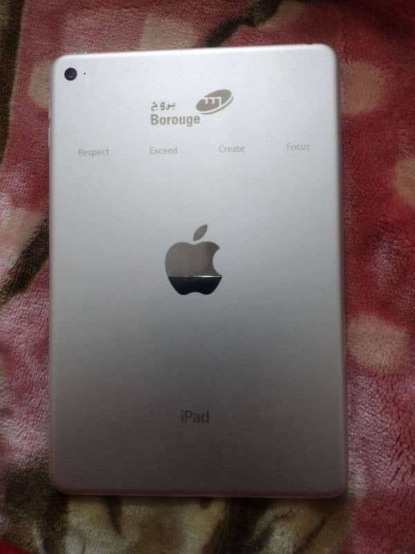 Apple iPad mini 4 2