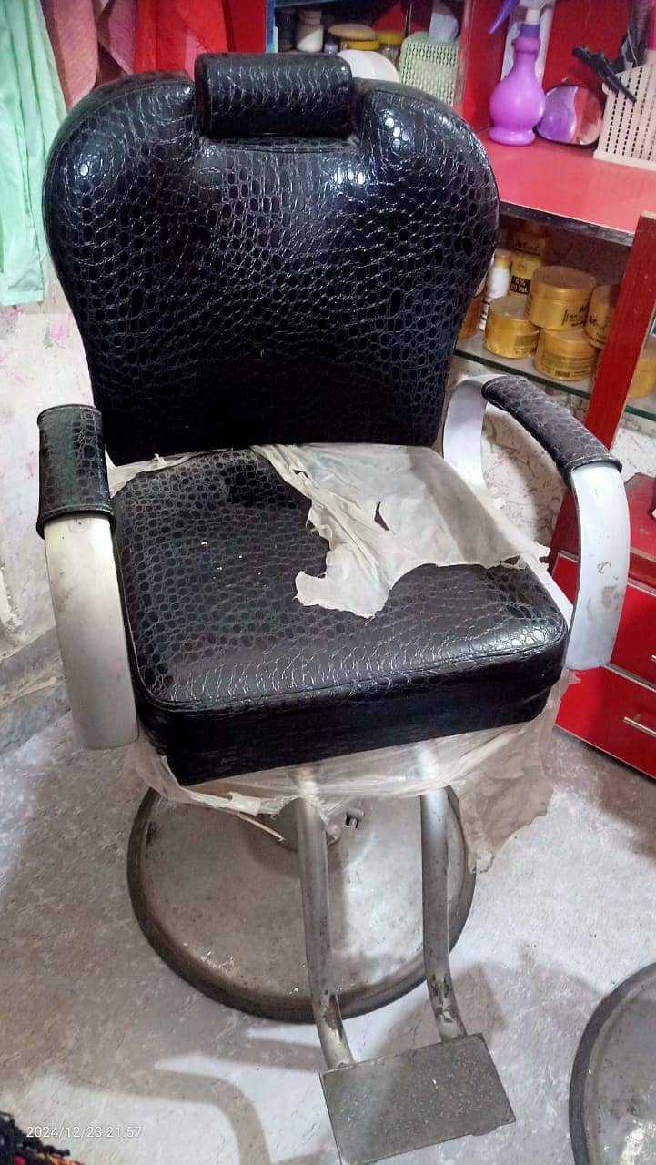 parlour chair | saloon chair | chair | salon chair for sale 2