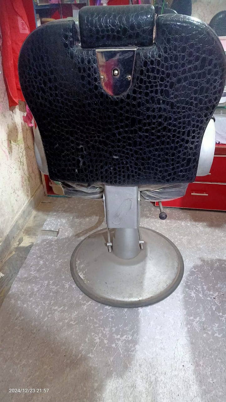 parlour chair | saloon chair | chair | salon chair for sale 4