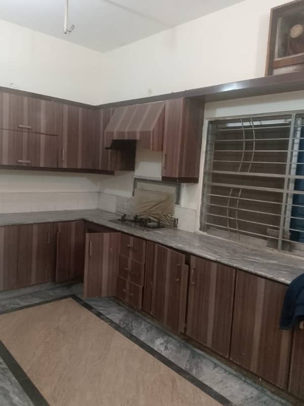 Kanal Upper Portion For Rent Gulshan Lhr society Near Wapda Town Tariq Garden 3