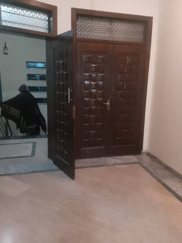 Kanal Upper Portion For Rent Gulshan Lhr society Near Wapda Town Tariq Garden 25