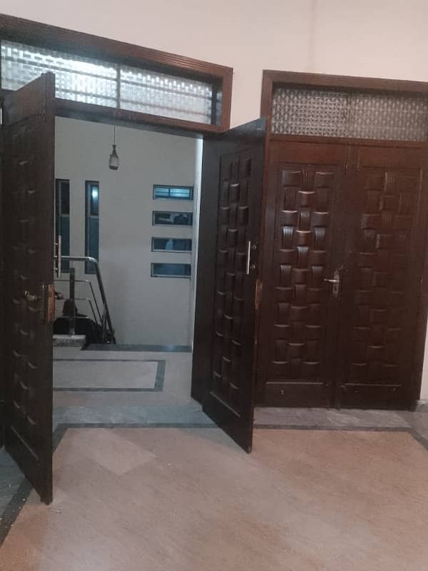 Kanal Upper Portion For Rent Gulshan Lhr society Near Wapda Town Tariq Garden 26