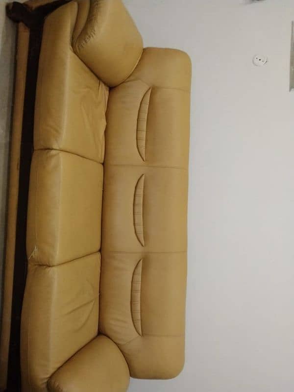 6 seat's sofa for sale 2