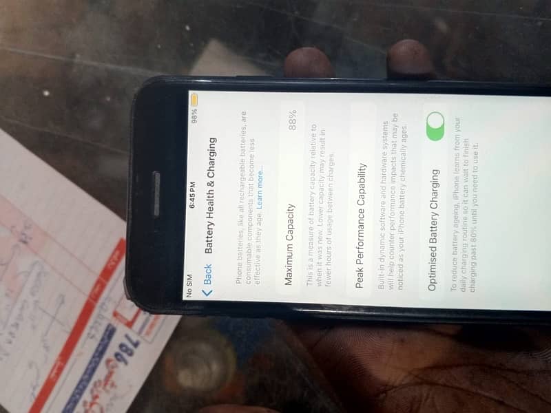 I phone se 2020  condition 10 by 9 3