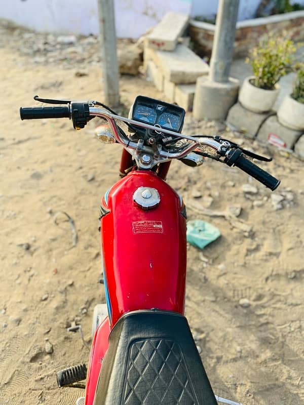 HONDA 125 2017 sukkar num available 0