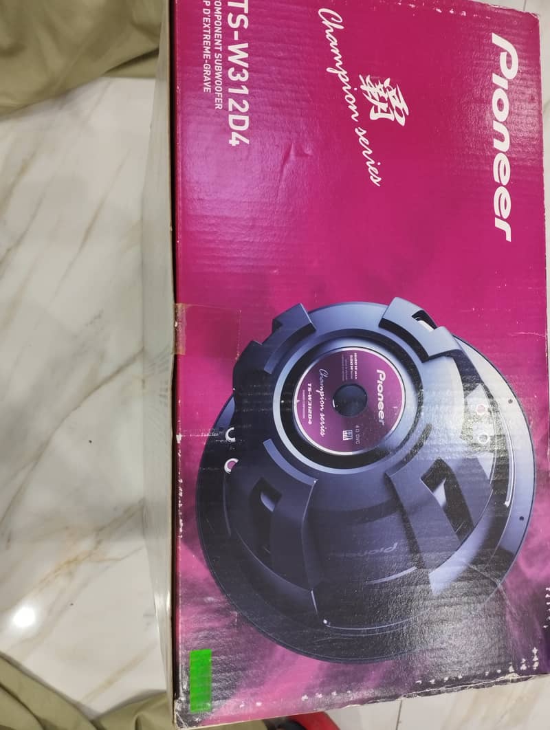 BrandNew Pioneer Champion series Subwoofer TSW312D4 Car woofer 9