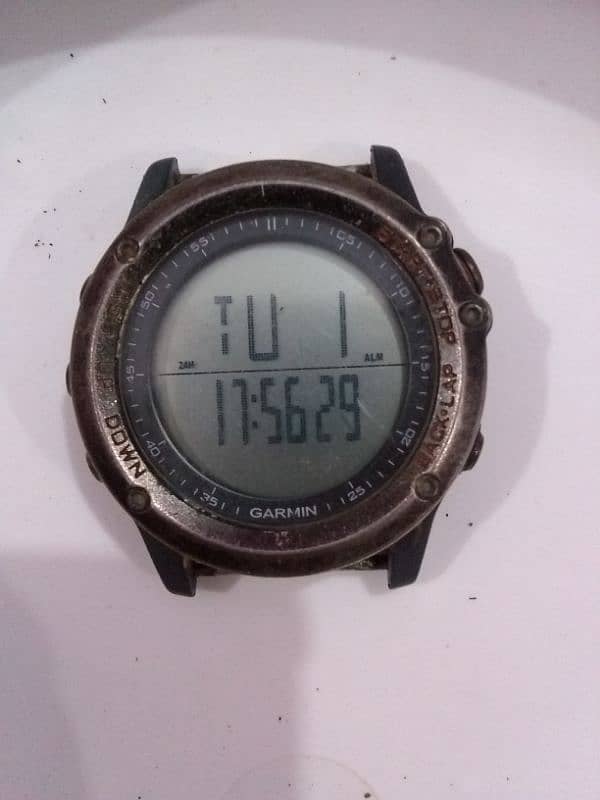 Garmin watch Dail made in Taiwan 0