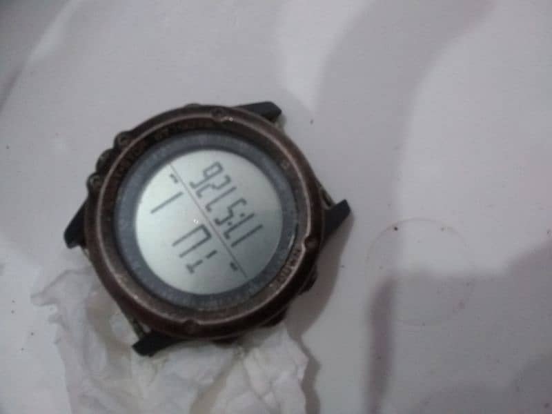 Garmin watch Dail made in Taiwan 1