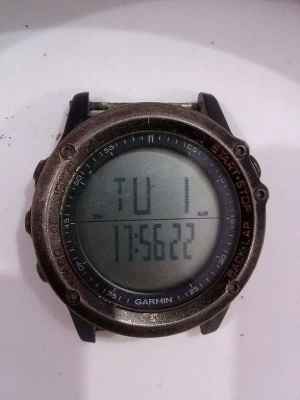 Garmin watch Dail made in Taiwan 3